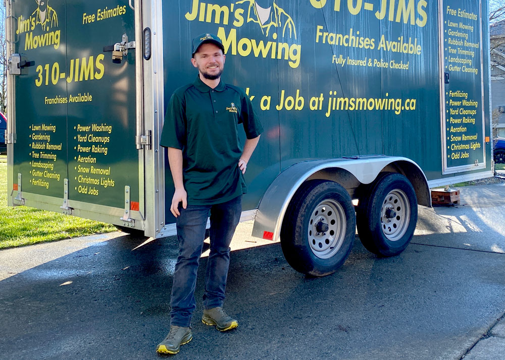 Jeff Ross our Jim’s Mowing franchisee in Campbell River in front of trailer 2