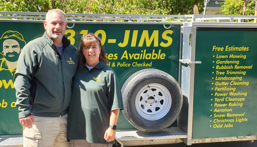 Steve & Nadine Cornwall our Jim’s Mowing franchisee in Abbotsford in front of trailer our Jim’s Mowing franchisee in Saltair, Ladysmith, Cinnibar, and South Nanaimo in front of trailer